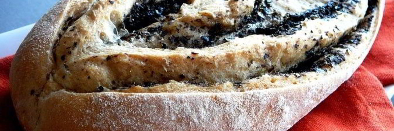 Хлеб с маслинами