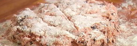 хлеб с оливками и вялеными помидорами