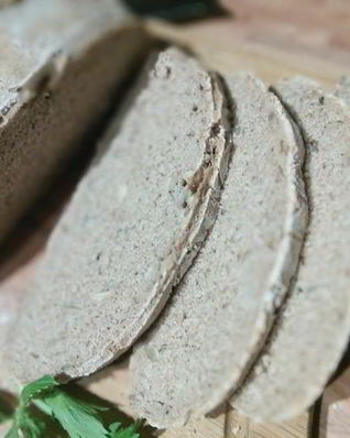 Хлеб с семечками из трех видов муки