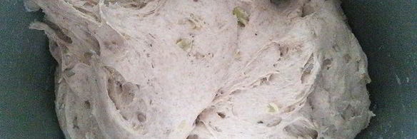 хлеб с семечками из трех видов муки