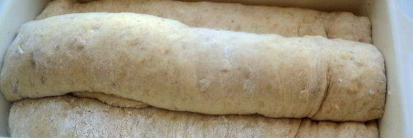 хлеб с цельнозерновой мукой и шпинатом