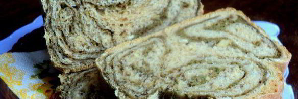 хлеб с цельнозерновой мукой и шпинатом