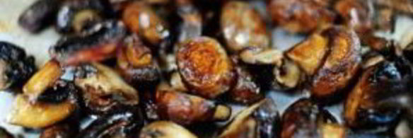 кукурузный хлеб с колбасой и яблоками