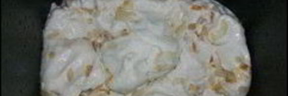 луковый белый хлеб в хлебопечке