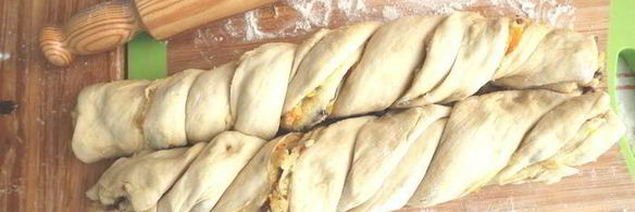 сдобный хлеб с сухофруктами