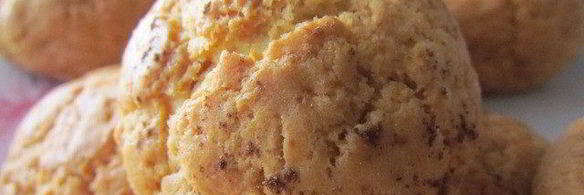 сконы с корицей и начинкой из творога и малины