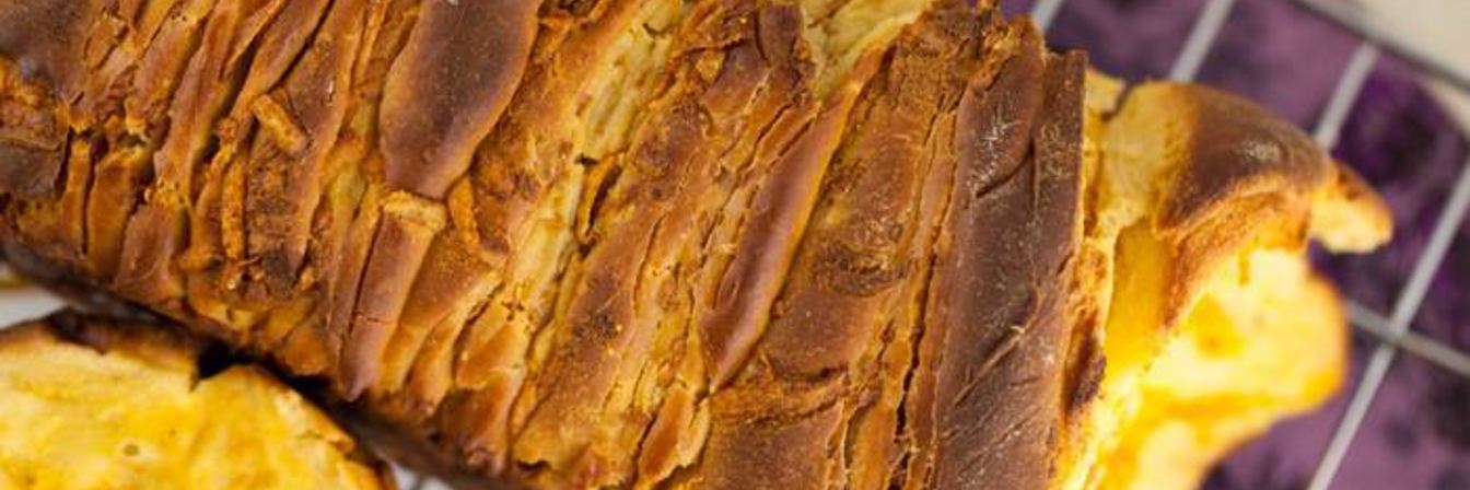 Сырный хлеб на белом вине