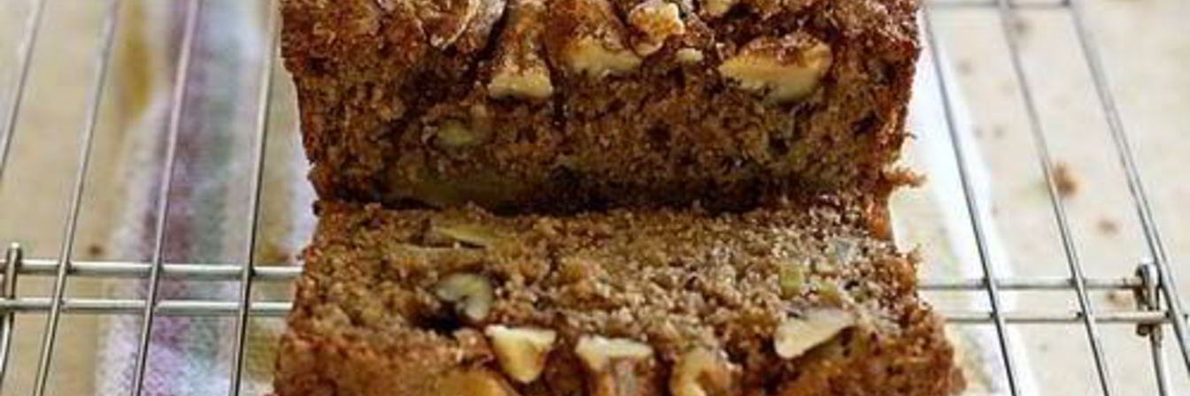 Яблочный хлеб с орехами