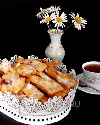 Хворост на желтках