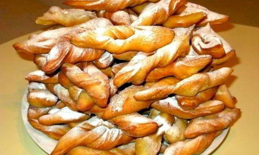 Рецепт хвороста тонкого хрустящего на кефире