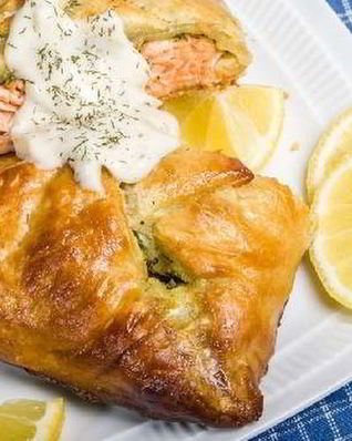 Конвертики с семгой и шпинатом