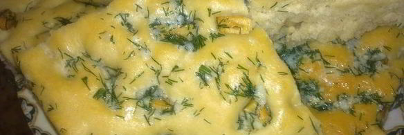 фокачча чесночная с чесночным соусом