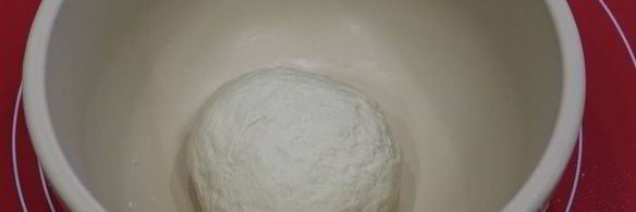 фокачча с тимьяном и анчоусами