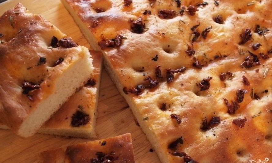 Рецепт фокаччи с вялеными помидорами