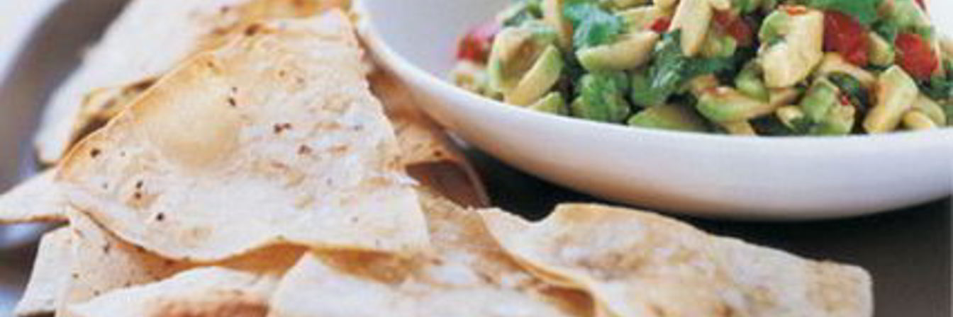 Гуакамоле с кукурузными лепешками
