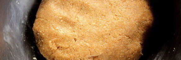 хлебные лепешки с горчичным маслом