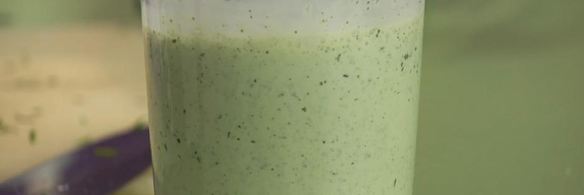 кукурузные лепешки и йогуртовый соус