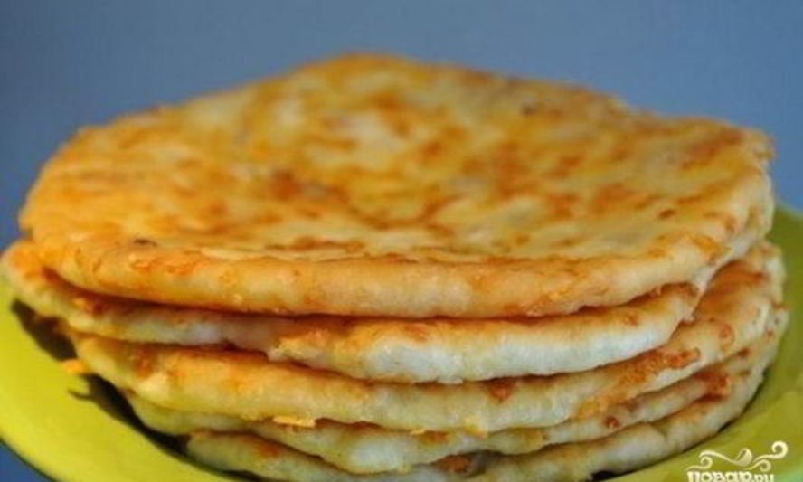 Рецепт лепешки из сулугуни на сковороде