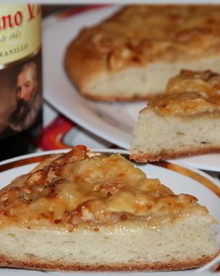 Лепешка с яблоком и сыром