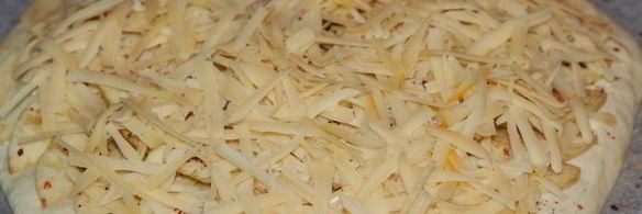 лепешка с яблоком и сыром