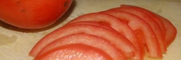 лепешки из творожного теста с помидором и моцареллой