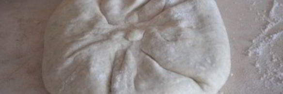 лепешки с горохово-чесночной начинкой