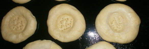 лепешки с луком и маком