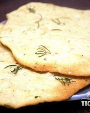 Лепешки с розмарином