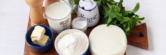 лепешки с сыром и зеленью на сковороде