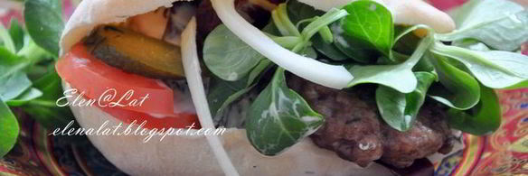 пита с начинкой и без