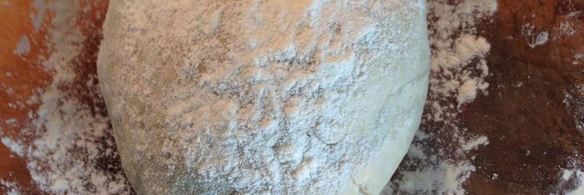 сладкая фокачча с лавандой, малиной и абрикосами