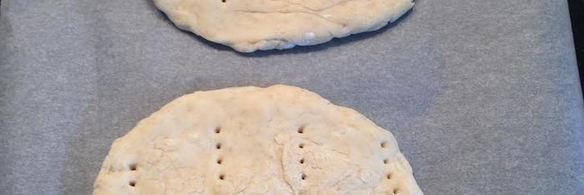 сладкая фокачча с лавандой, малиной и абрикосами