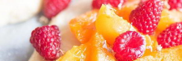 сладкая фокачча с лавандой, малиной и абрикосами