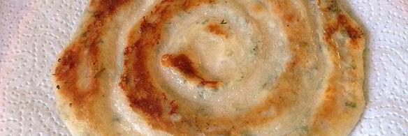 спиралевидные лепешки с творогом и сыром