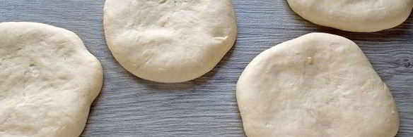 сырные лепешки на кефире на сковороде