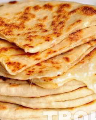 Сырные лепешки