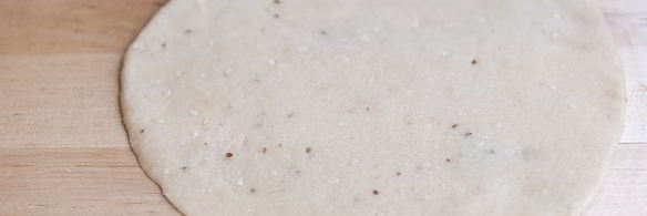 торта де асьетас, сладкие хрустящие лепешки