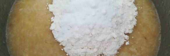 бананово-клубничные маффины