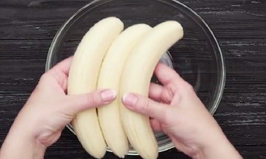 Рецепт банановых маффинов с начинкой