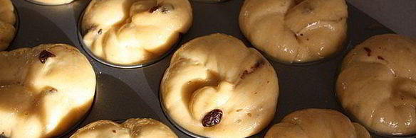 бриоши-маффины с изюмом