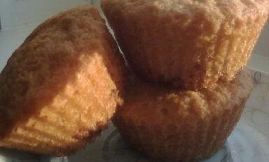 Рецепт домашних маффинов с апельсином и изюмом