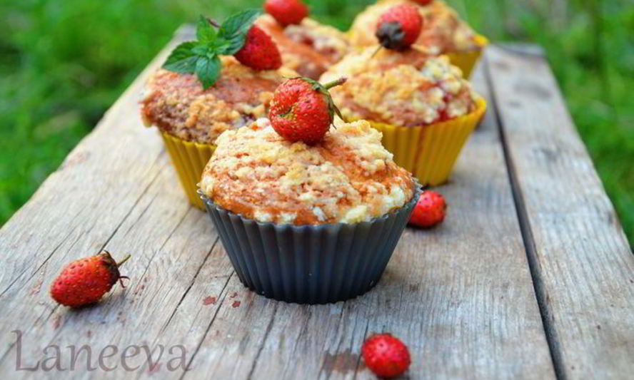 Рецепт клубничных маффинов с овсяными хлопьями и имбирем
