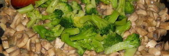 куриные маффины с брокколи и грибами