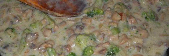 куриные маффины с брокколи и грибами