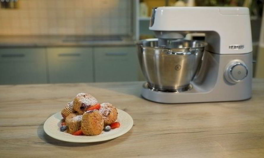 Рецепт маффинов из гречневой муки с голубикой и малиной