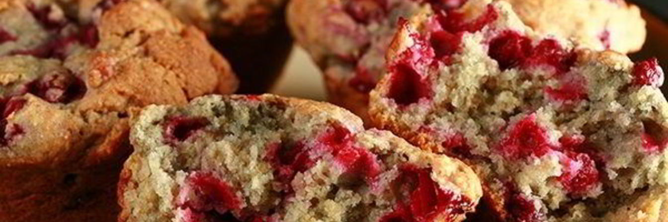 Маффины с брусникой