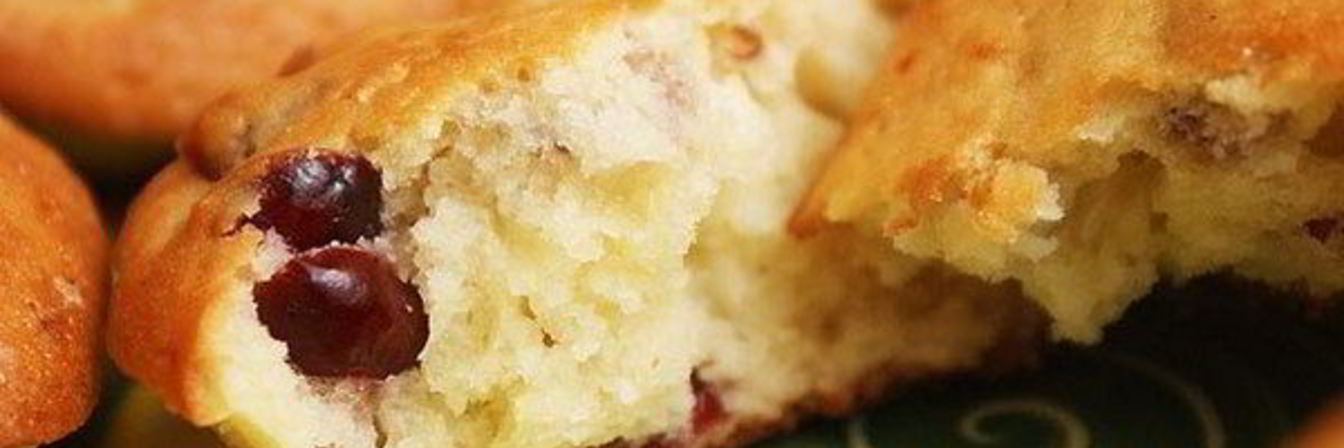 Маффины с клюквой на сметане