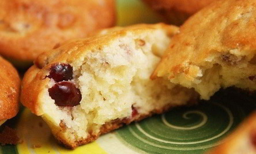 Рецепт маффинов с клюквой на сметане