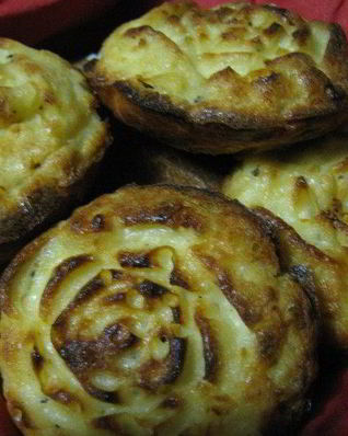 Маффины с сыром и чесноком