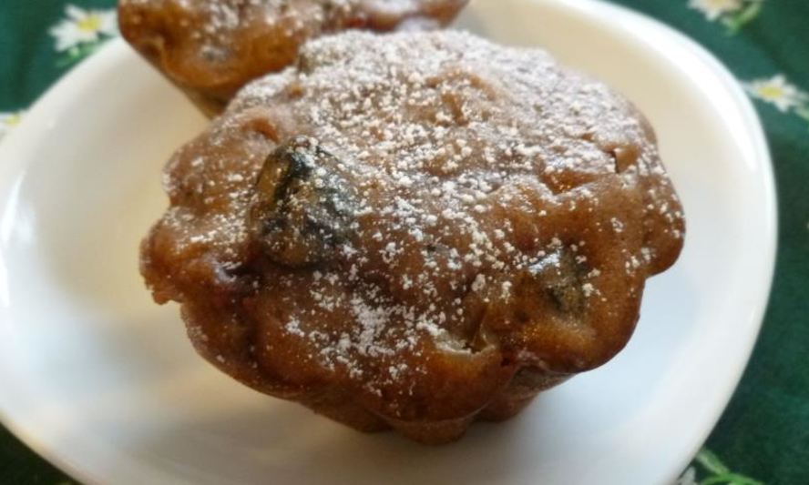 Рецепт маффинов со свеклой, черносливом и какао